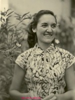 /album/muca-e-delfina/delfina-1953-jpg/